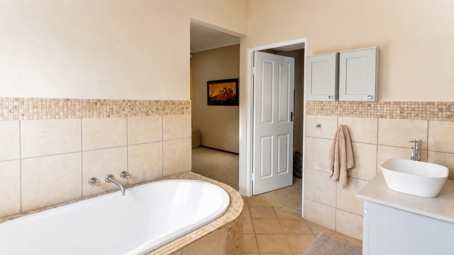 4 Bedroom Property for Sale in Cashan North West